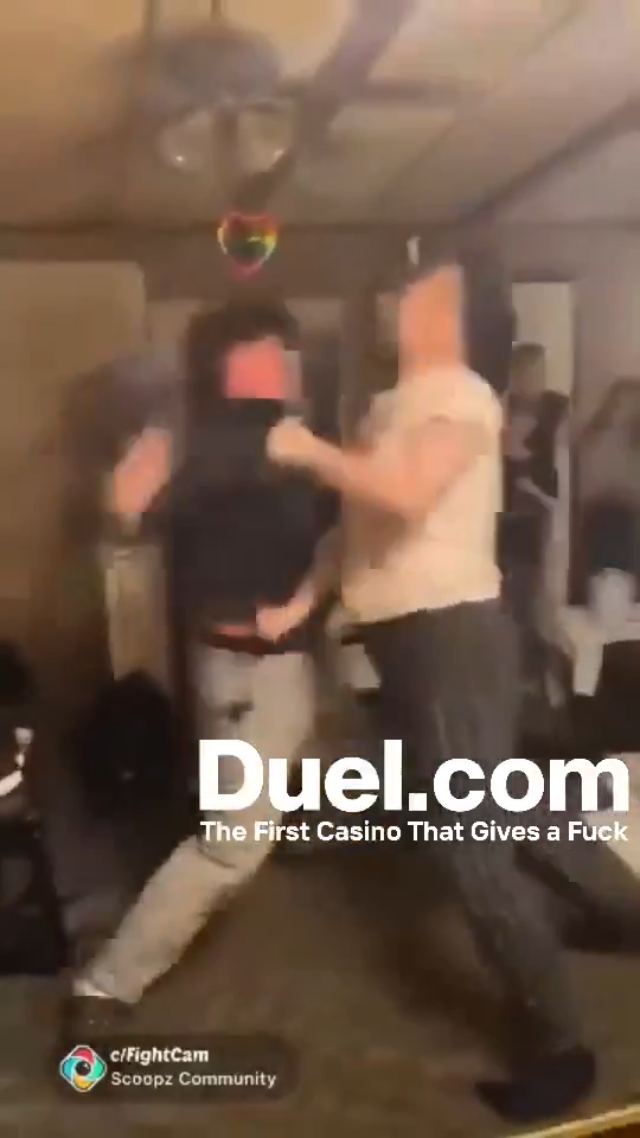 Fat cunt gets sparked